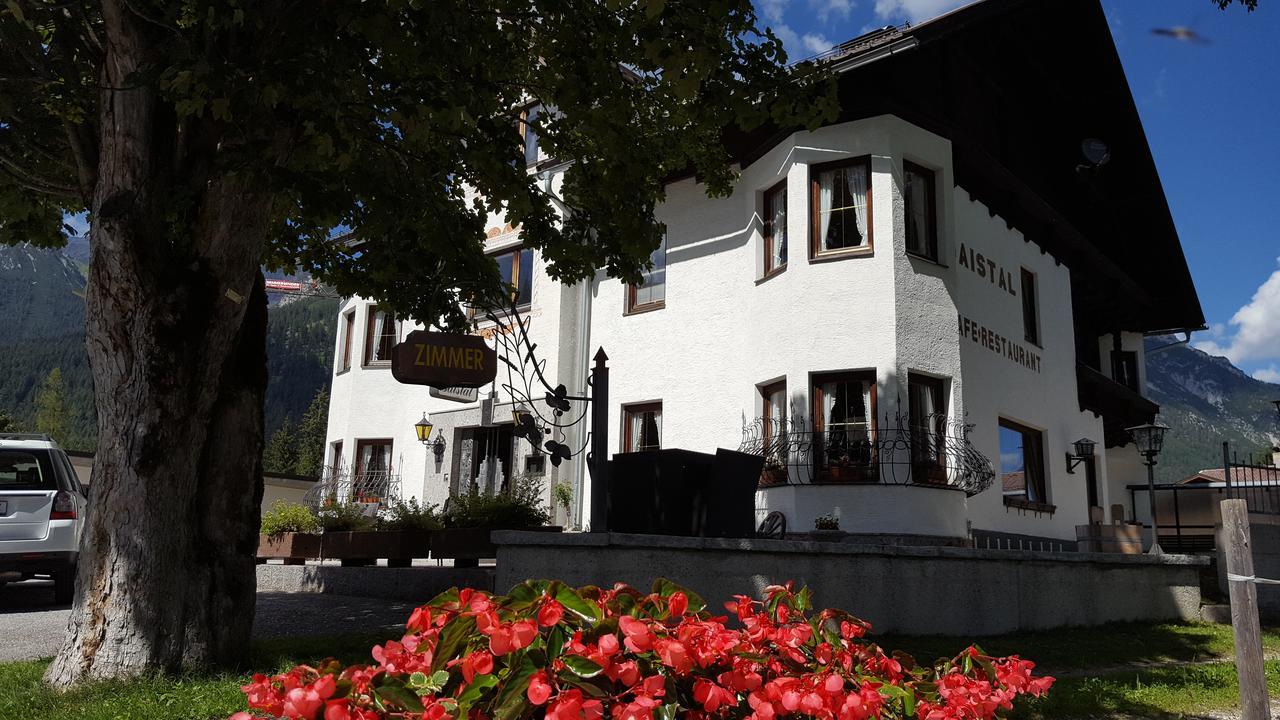Hotel Gasthof Gaistal ลอยทัช ภายนอก รูปภาพ