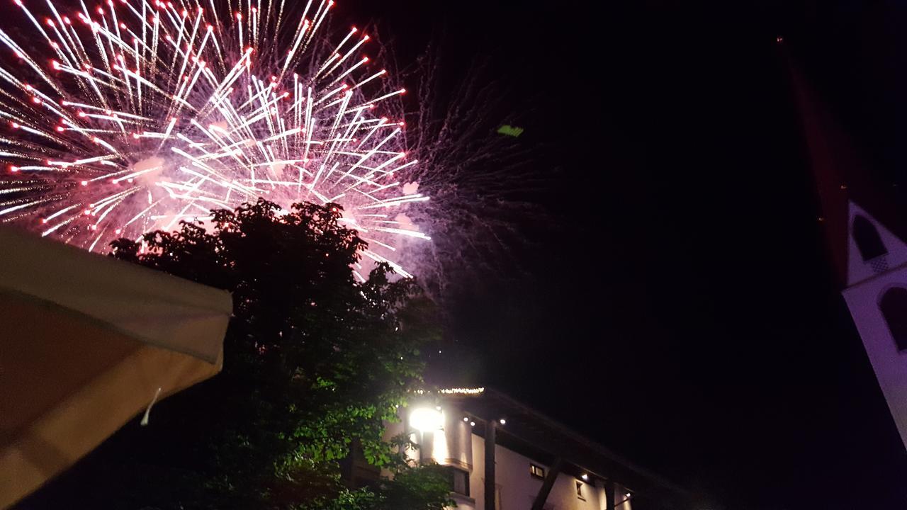 Hotel Gasthof Gaistal ลอยทัช ภายนอก รูปภาพ