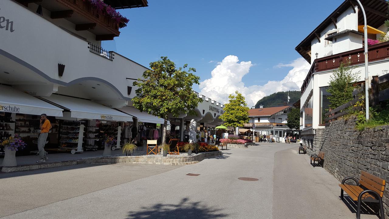 Hotel Gasthof Gaistal ลอยทัช ภายนอก รูปภาพ