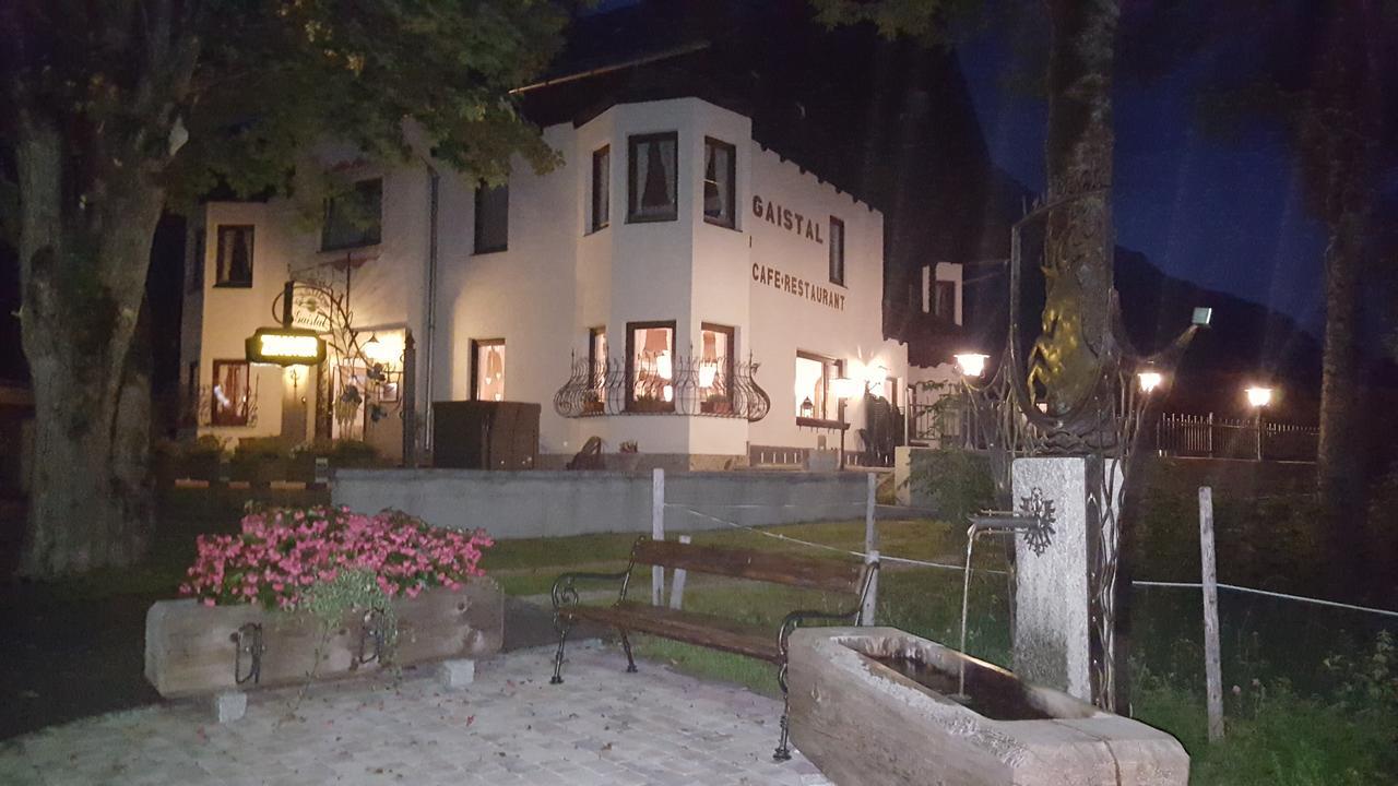 Hotel Gasthof Gaistal ลอยทัช ภายนอก รูปภาพ